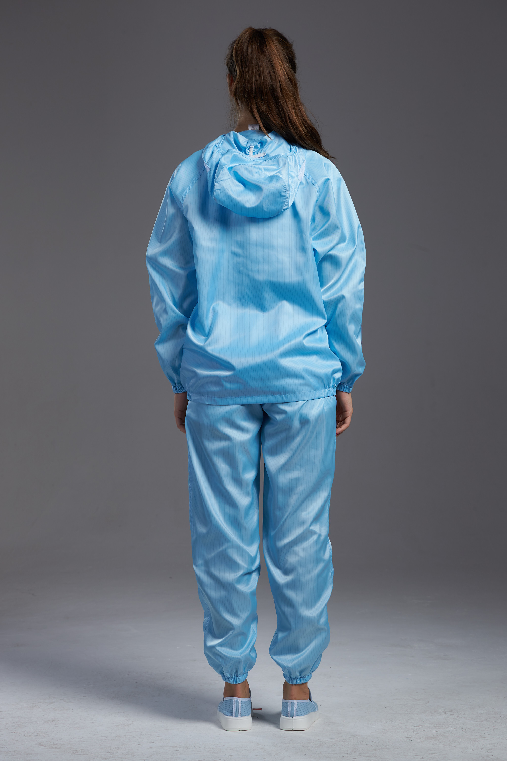 blue-color-antistatic-esd-cleanroom-jacket-and-pants-workwear-with-hood